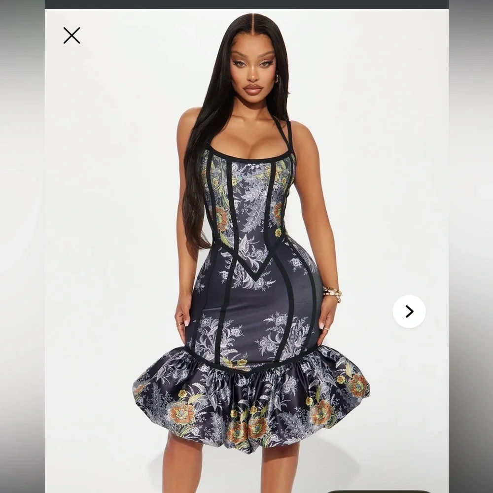 Fashion Nova bandage floral bubble Midi Dress - Picture 1 of 10